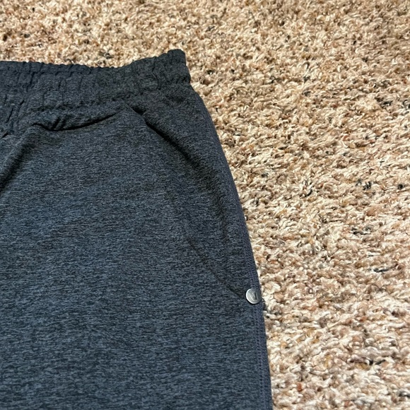 Vuori | Ponto Performance Pant | 30” - Picture 4 of 9